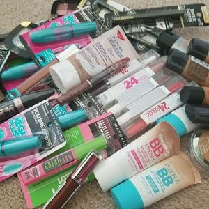 Loreal maybelline Revlon mix of wholesale 10 pc